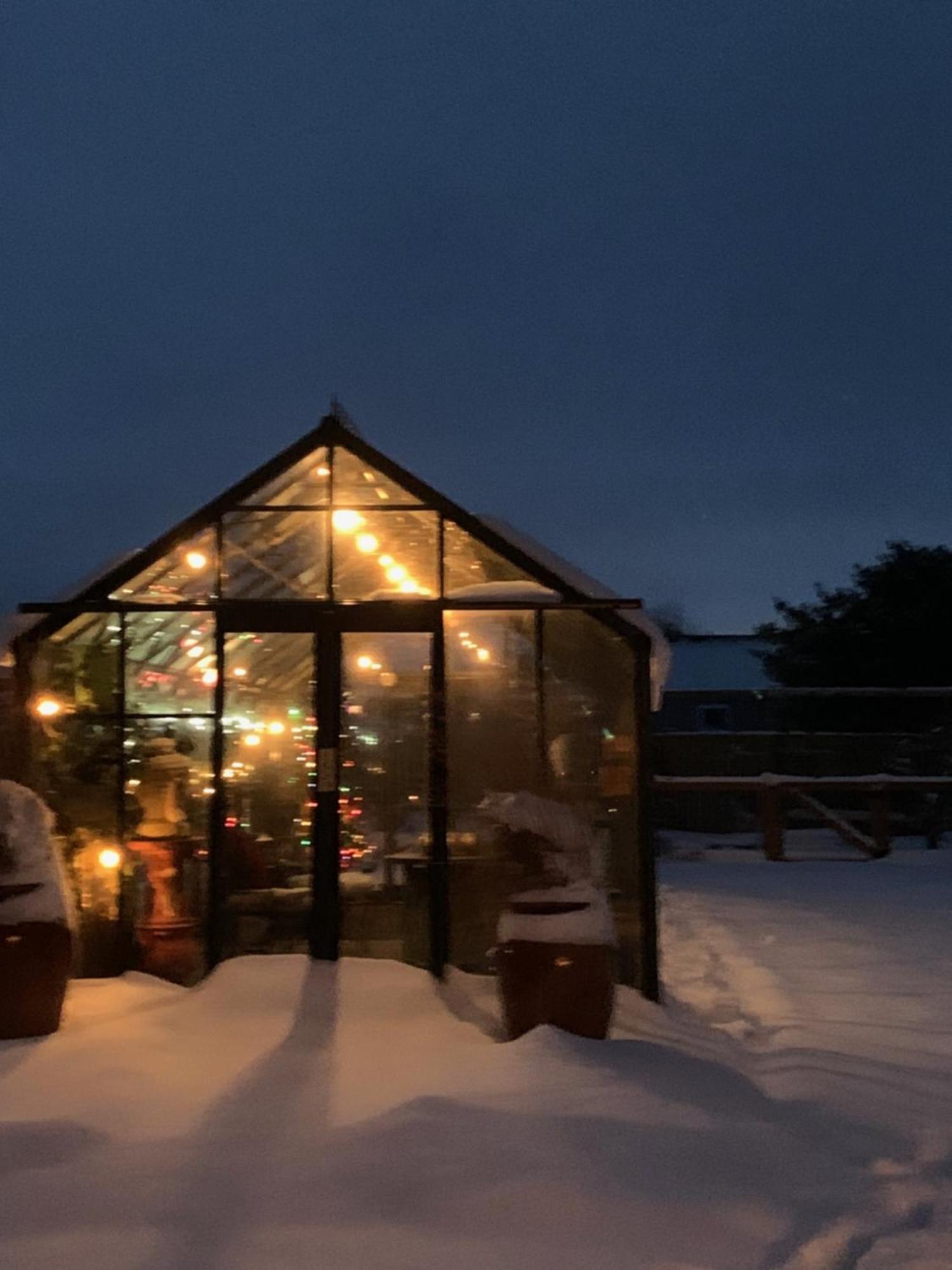 Dungeness Barn House Bed And Breakfast At Two Crows Farm Sequim Exterior foto