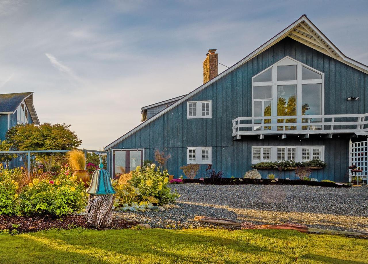 Dungeness Barn House Bed And Breakfast At Two Crows Farm Sequim Exterior foto